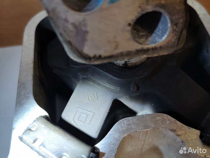 Опора двигателя правая LADA Vesta 8450030109 ориг