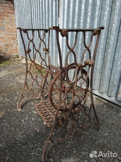 Станина от швейной машинки