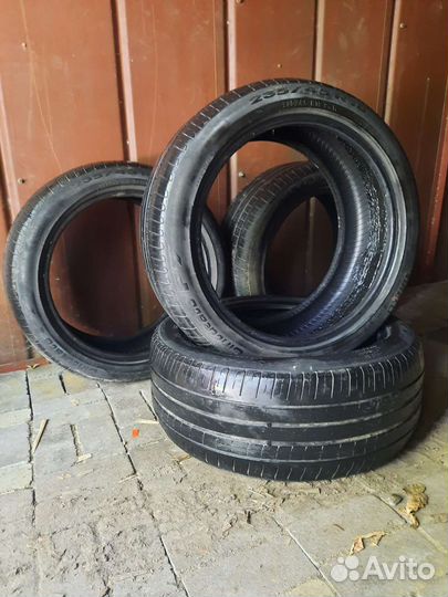 Pirelli Cinturato P7 235/45 R18