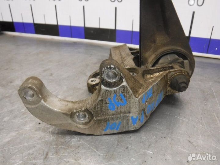 Опора двигателя Лада Приора 21126 2010