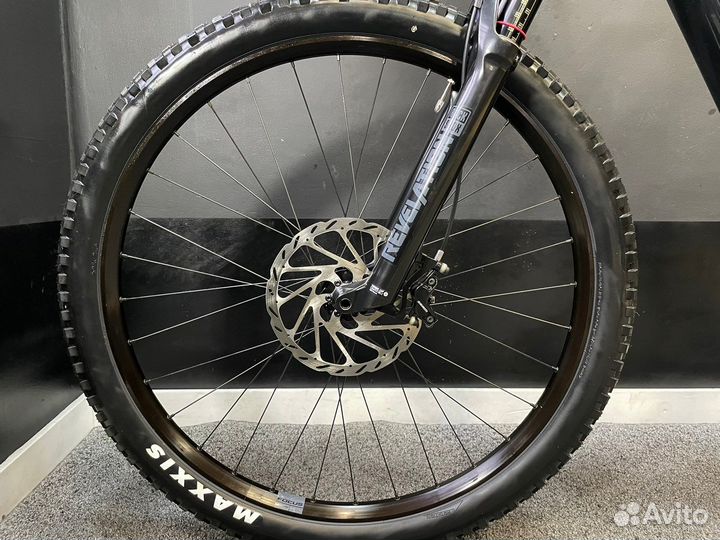 2022г Новый Focus Focus JAM 8.8 Carbon