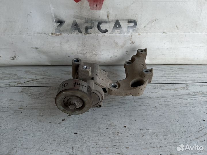 Toyota Camry v50 Натяжитель