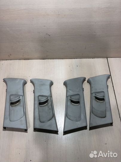 Обшивка средней стойки Skoda Octavia A5