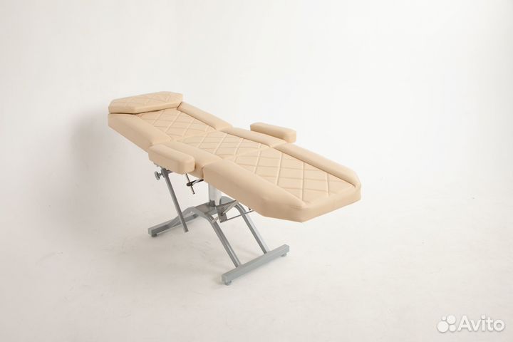 Косметологическая кушетка на гидравлике