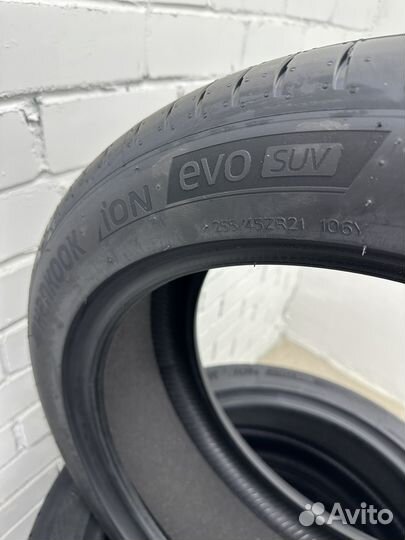 Hankook iON evo SUV 255/45 R21 106Y