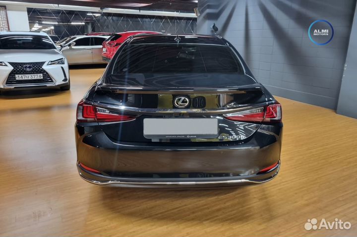 Lexus ES 2.5 CVT, 2023, 9 716 км