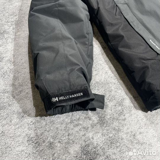 Зимня куртка Helly Hansen