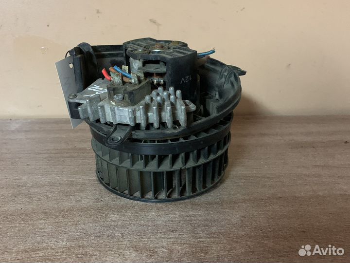 Моторчик отопителя Мерседес W202