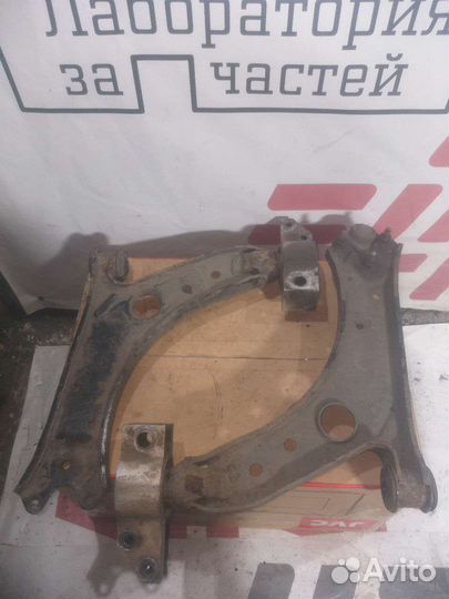 Рычаг передний Volkswagen Jetta 5