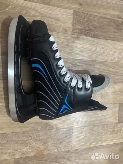 Коньки хоккейные v-max