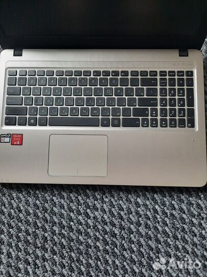 Ноутбук Asus R540YA