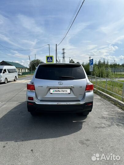 Toyota Highlander 3.5 AT, 2010, битый, 73 000 км