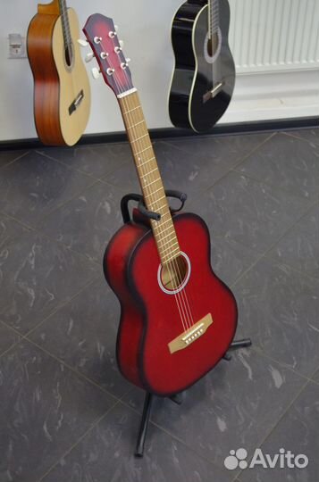 Амистар M-313-RD Акустическая гитара, красная