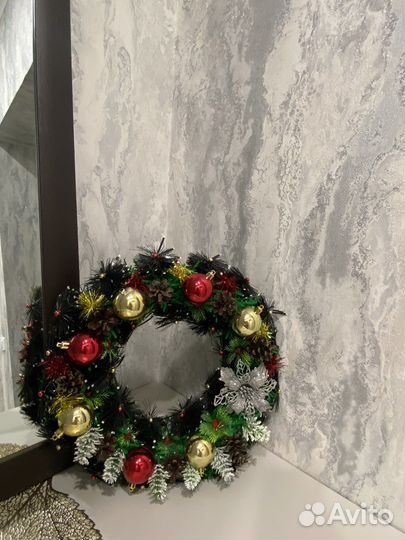 Елка искусственная 1,80 м + новогодний венок