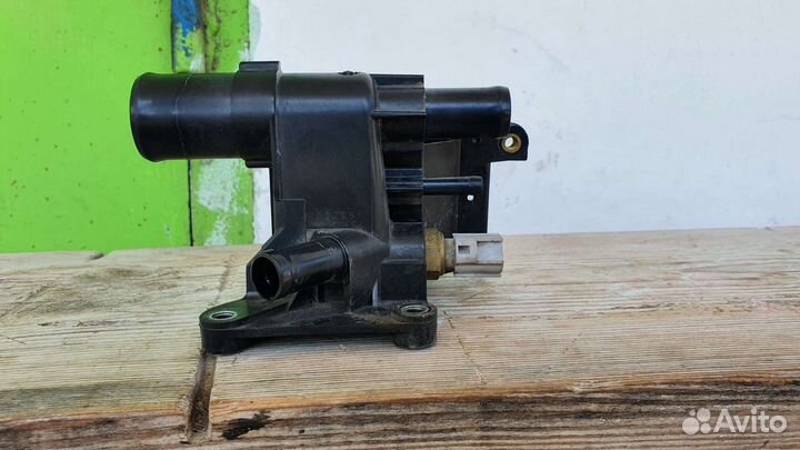 Тройник системы охлаждения Mazda 3,5,6,cx7, Ford f