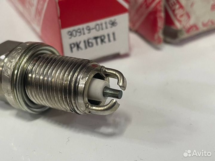Свеча зажигания Toyota 90919-01196 Denso PK16TR11