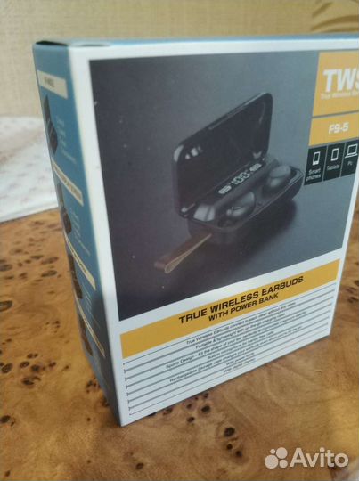 Беспроводные наушники TWS