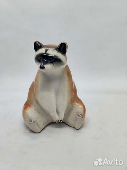 Статуэтка,Енот лфз