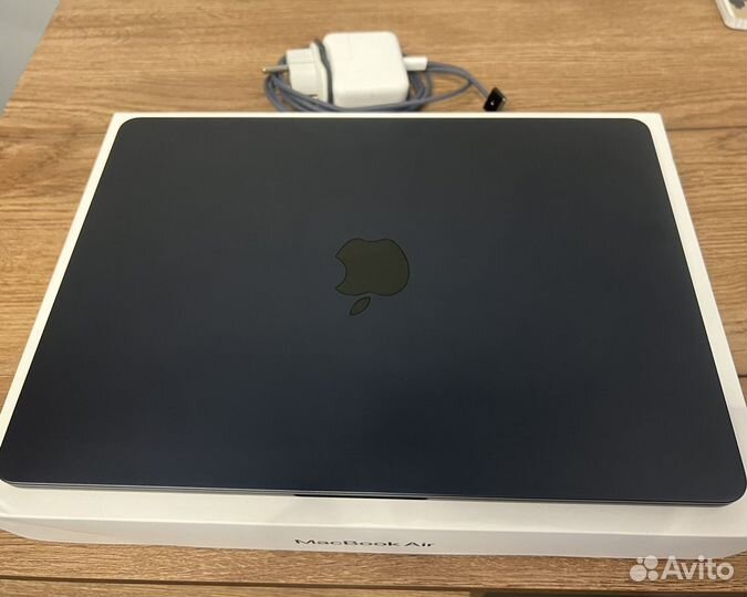 Apple MacBook Air 13 m2