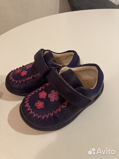 Туфли на девочку clarks