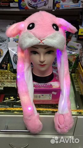 Шапка с двигающимися ушками и светящаяся