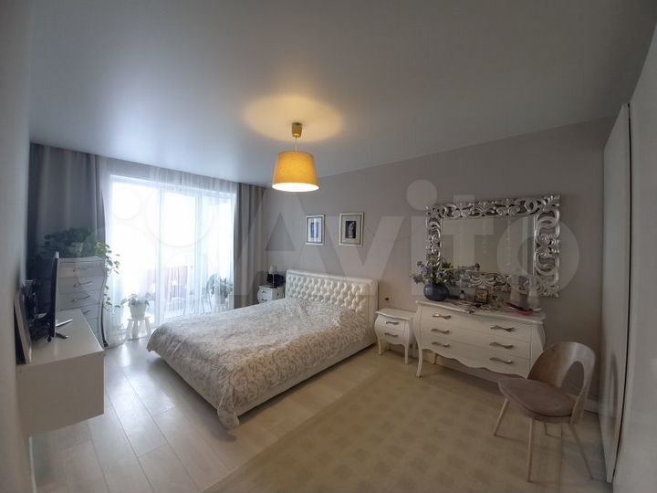 2-к. квартира, 70,4 м², 7/12 эт.