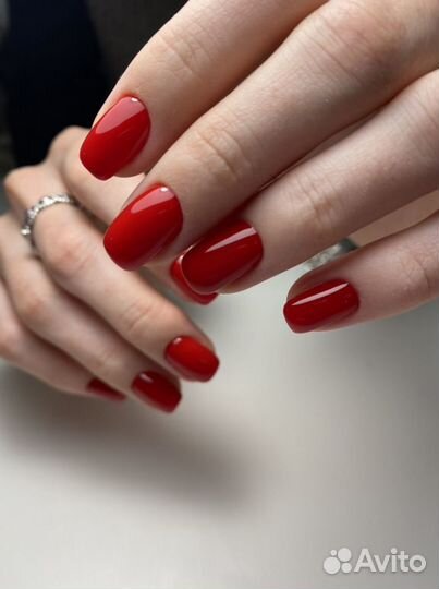 Педикюр с покрытием гель-лаком