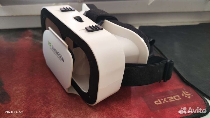 Очки виртуальной реальности для телефона