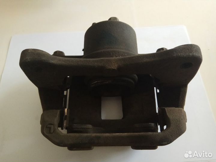 Суппорт на Короллу 2002-2007