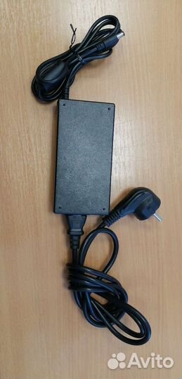Зарядное устройство для ноутбука