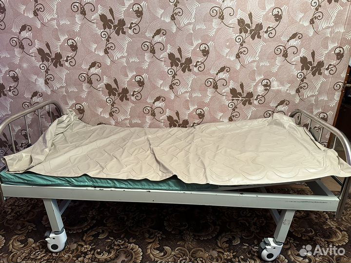 Кровать для лежачих больных бу