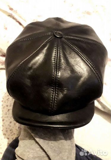 Мужская чёрная кепка