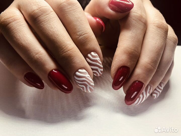 Аппаратный маникюр