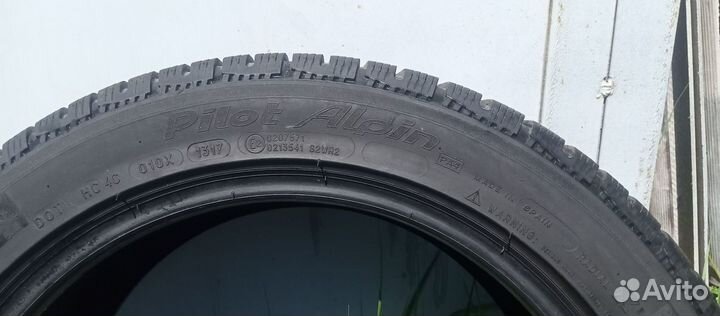 Michelin Pilot Alpin PA4 235/45 R17 97V