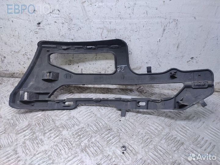 Крепление / кронштейн бампера заднее правое на BMW E71 s1156015