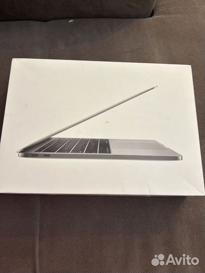 Macbook pro 13 2018 128gb