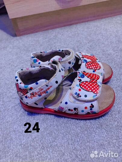 Босоножки для девочки