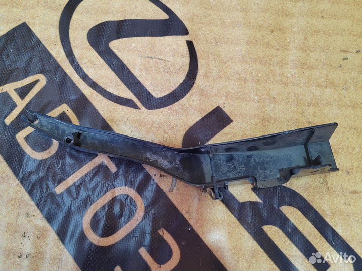 Накладка замка Lexus Rx4 Rx200T Rx300 Rx350 Rx450H