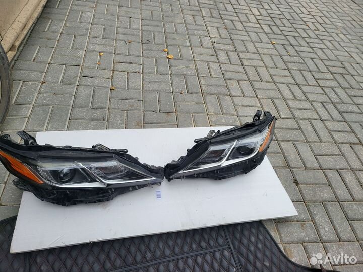 Передние фары на camry 70
