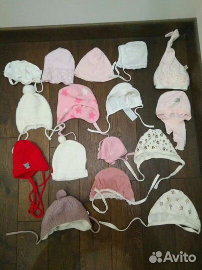 16 детских шапок на девочку пакетом