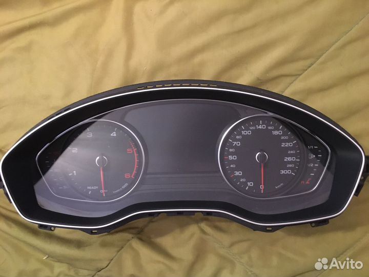Щиток приборов Audi A4 B9