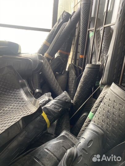 Ковер в багажник