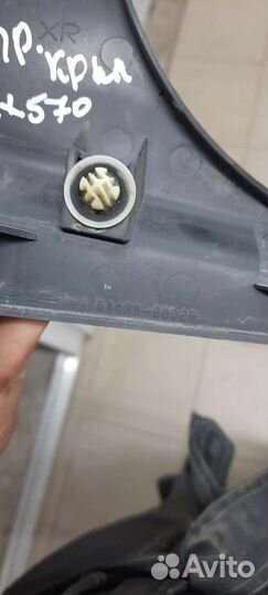 Накладка замка багажника П. Lexus Lx570/2017