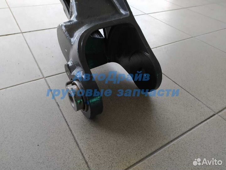 Кронштейн полурессоры Рено Премиум 7421614043