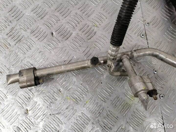 Шланг кондиционера Lincoln Navigator U28 triton54L