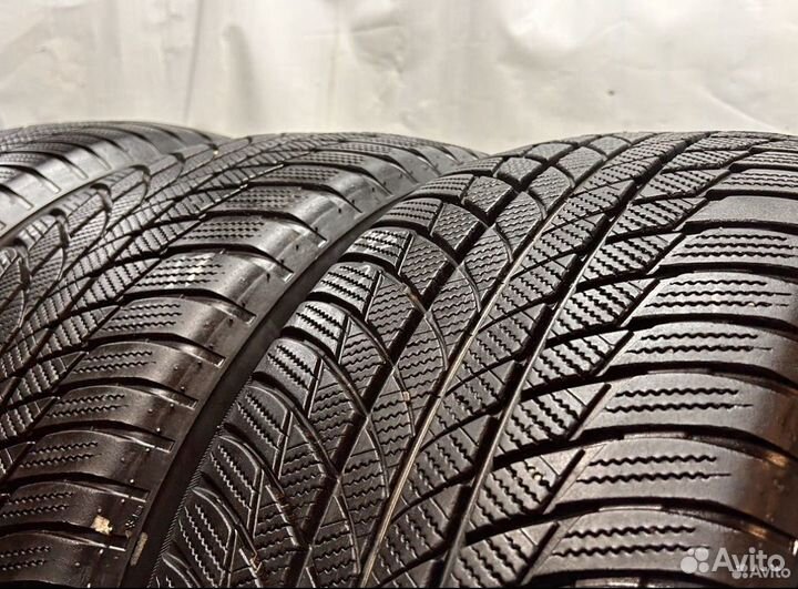 Bridgestone Blizzak LM-001 245/50 R19