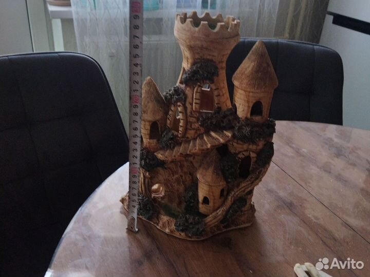 Замок для аквариума