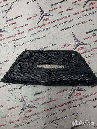Сетка панели w204 Mercedes центральная