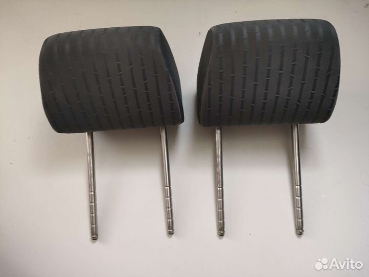 Подголовник шкода октавия тур