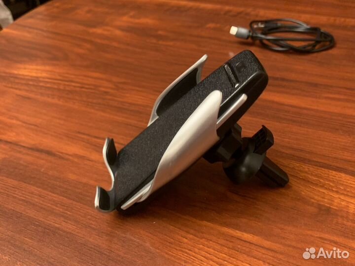 Безпровадная зарядка